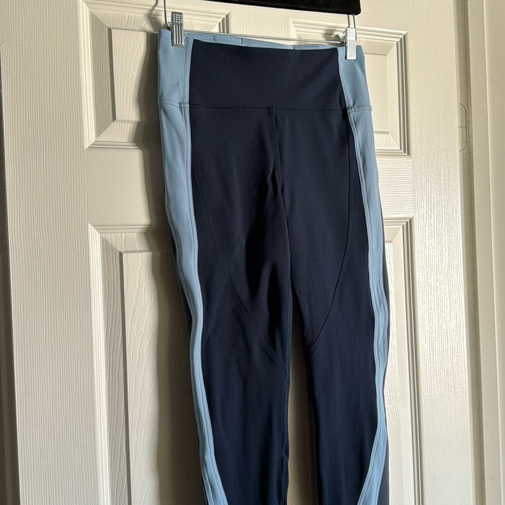 Lululemon blue leggings